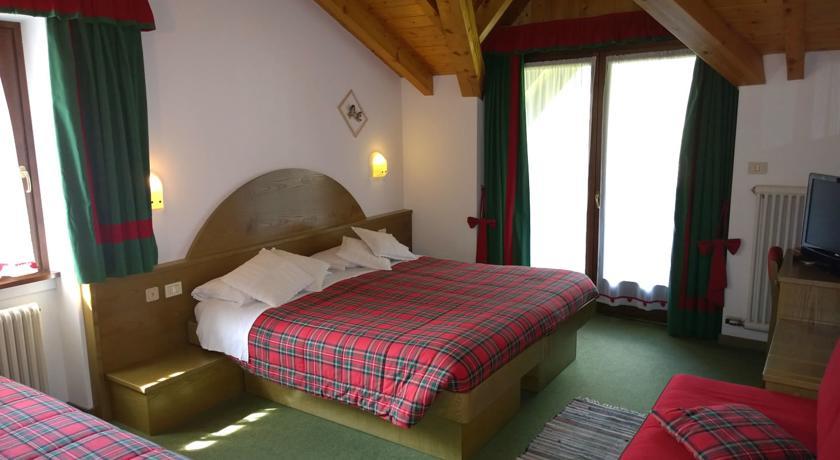La Felce Bed & Breakfast Carisolo Oda fotoğraf