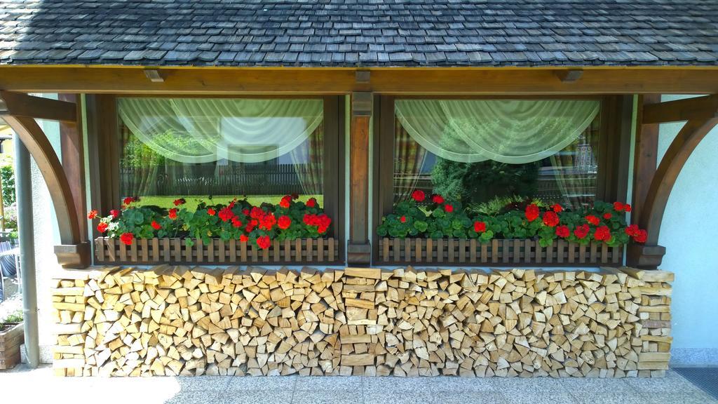 La Felce Bed & Breakfast Carisolo Dış mekan fotoğraf
