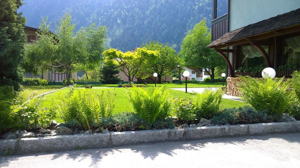 La Felce Bed & Breakfast Carisolo Dış mekan fotoğraf